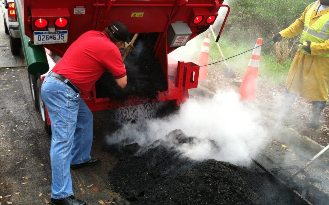 Hot Mix vs. Cold Mix Asphalt for Pothole Repairs