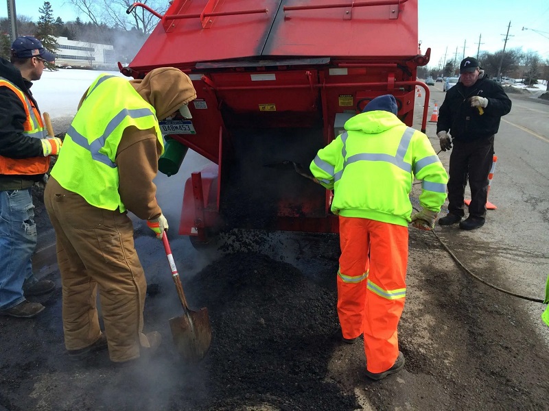 Asphalt Hot Boxes vs. Asphalt Patch Trucks